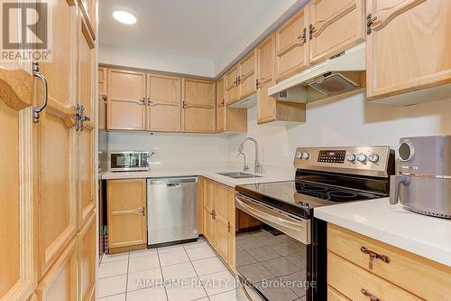 50 - 3050 Orleans Road, Mississauga, ON - Indoor Photo Showing Kitchen With Double Sink