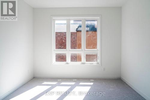 Th68 - 4005 Hickory Drive, Mississauga (Rathwood), ON - Indoor Photo Showing Other Room