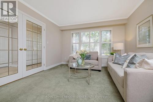 27 Lorne Scots Drive, Milton, ON - Indoor Photo Showing Living Room