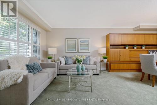 27 Lorne Scots Drive, Milton, ON - Indoor Photo Showing Living Room