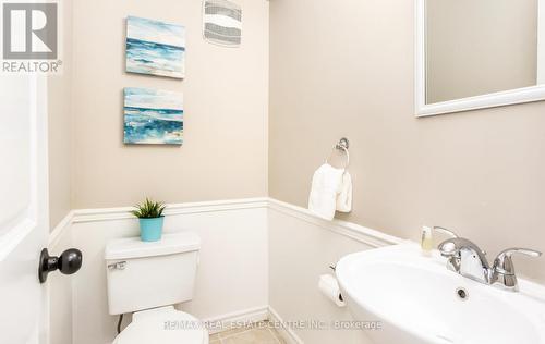 39 - 3525 Brandon Gate Drive, Mississauga, ON - Indoor Photo Showing Bathroom
