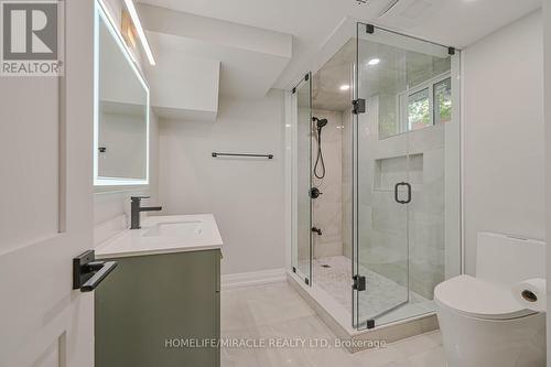 2054 Kawartha Crescent, Mississauga, ON - Indoor Photo Showing Bathroom