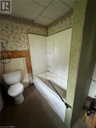 547 Janveau Road, Mattawa, ON - Indoor Photo Showing Bathroom