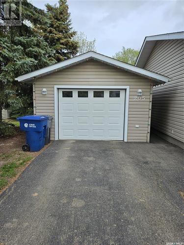 205 1St Street E, Carlyle, SK - Outdoor With Exterior