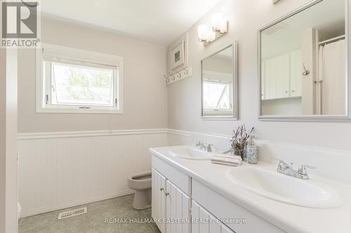 597 Killarney Bay Road, Kawartha Lakes, ON - Indoor Photo Showing Bathroom