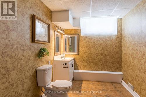 597 Killarney Bay Road, Kawartha Lakes, ON - Indoor Photo Showing Bathroom