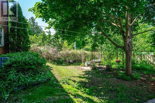 1217 Kenneth Avenue, Peterborough, ON - Outdoor