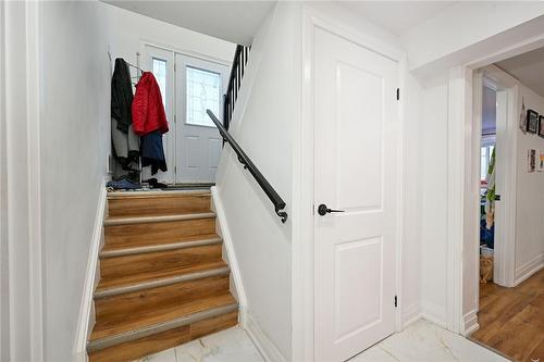 51 East 39Th Street, Hamilton, ON - Indoor Photo Showing Other Room