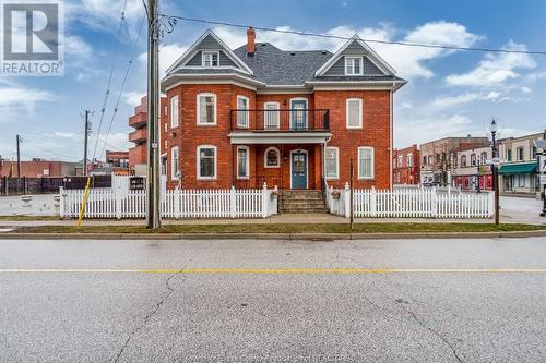 20 Division Street South, Kingsville, ON - Outdoor With Facade