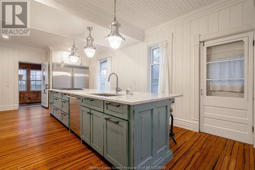 20 Division Street South, Kingsville, ON - Indoor Photo Showing Kitchen