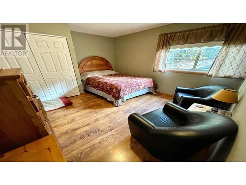 7068 Gun Lake West Rd, Lillooet, BC - Indoor Photo Showing Bedroom