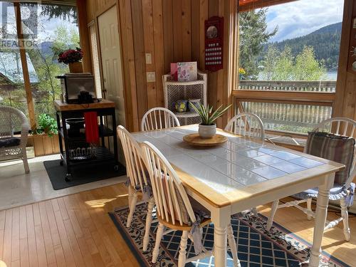 8200 Gun Lake West Rd, Lillooet, BC - Indoor Photo Showing Dining Room