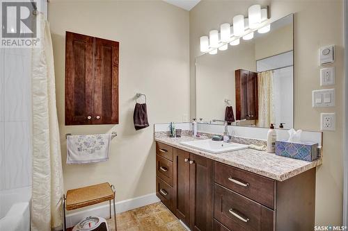 217 Poplar Street, Waldheim, SK - Indoor Photo Showing Bathroom