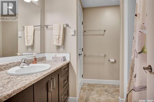 217 Poplar Street, Waldheim, SK - Indoor Photo Showing Bathroom