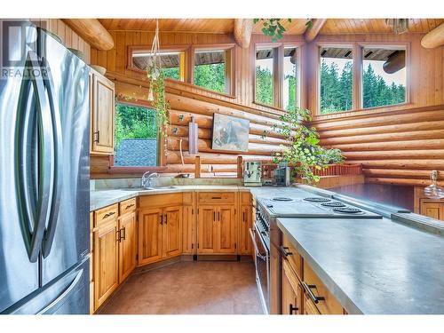 1415 Mallory Road, Enderby, BC - Indoor Photo Showing Kitchen With Double Sink