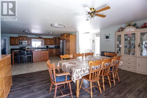 11568 Pinehurst Line, Chatham, ON - Indoor Photo Showing Dining Room