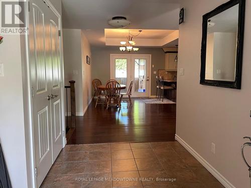 237 2Nd Avenue, Hanover, ON - Indoor Photo Showing Other Room