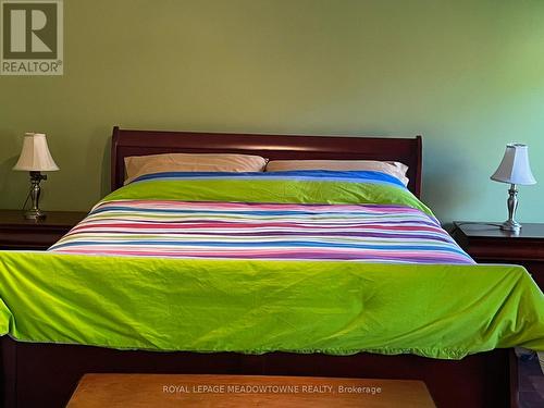 237 2Nd Avenue, Hanover, ON - Indoor Photo Showing Bedroom