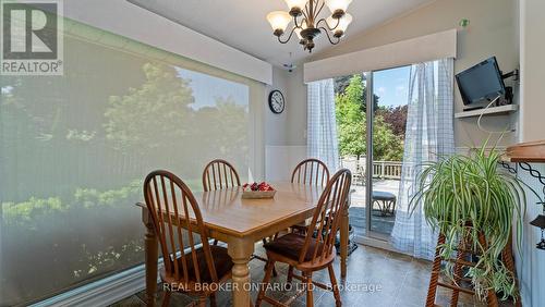 27 Grove Crescent, Brantford, ON - Indoor Photo Showing Dining Room
