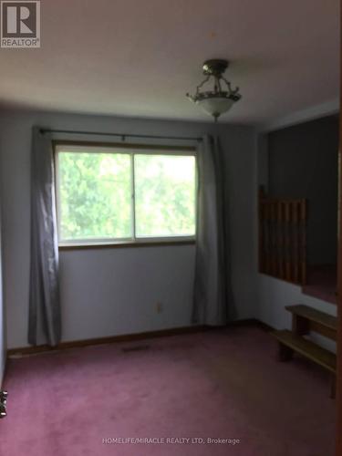 850 Chippenham Drive, Mississauga, ON - Indoor Photo Showing Other Room