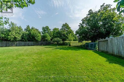 850 Chippenham Drive, Mississauga, ON - Outdoor With Backyard