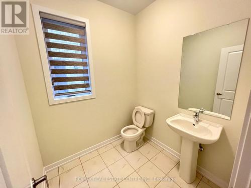 156 Lumb Drive, Cambridge, ON - Indoor Photo Showing Bathroom