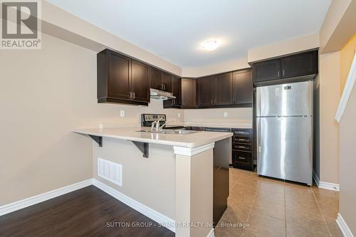 277 Eves Gate, Milton, ON - Indoor Photo Showing Kitchen