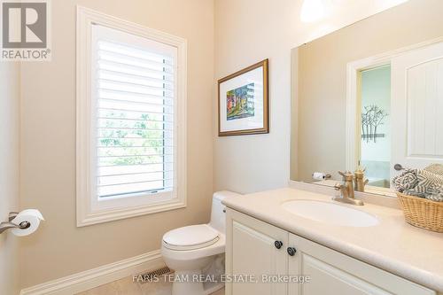 157 Creighton Street S, Orillia, ON - Indoor Photo Showing Bathroom