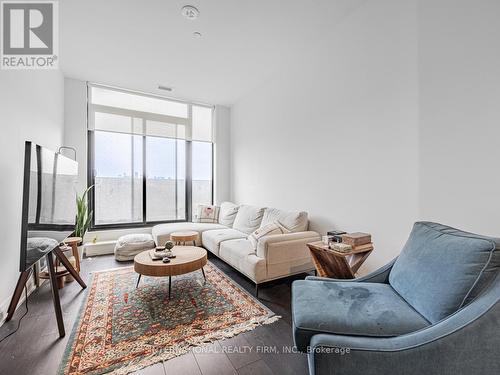 210 - 33 Frederick Todd Way, Toronto (Thorncliffe Park), ON - Indoor Photo Showing Living Room