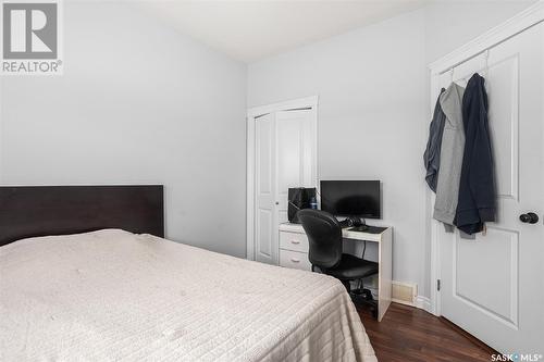 459 Mahabir Crescent, Saskatoon, SK - Indoor Photo Showing Bedroom
