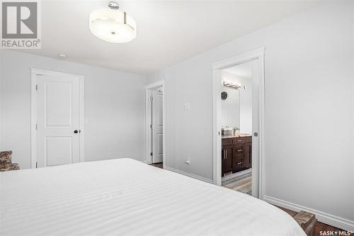 459 Mahabir Crescent, Saskatoon, SK - Indoor Photo Showing Bedroom
