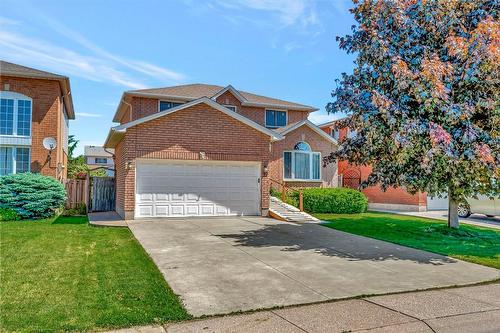 19 Balharbour Drive, Hamilton, ON - Outdoor With Facade