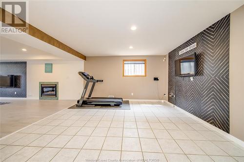 5919 Rosewood Crescent, Lasalle, ON - Indoor Photo Showing Gym Room