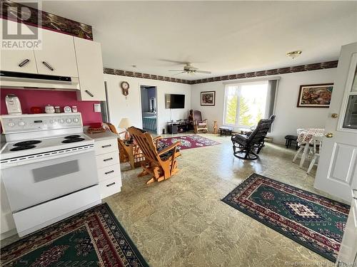 16 Boschert Road, Saint-Quentin, NB - Indoor Photo Showing Kitchen