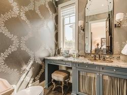 Powder room - 