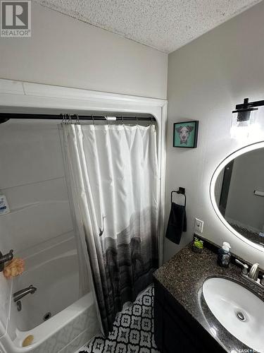 100 Pacific Avenue, Carievale, SK - Indoor Photo Showing Bathroom