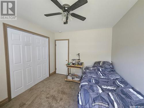 120 3Rd Street W, Carnduff, SK - Indoor Photo Showing Bedroom