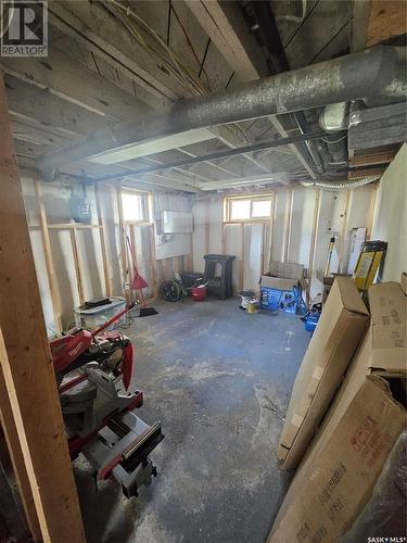 120 3Rd Street W, Carnduff, SK - Indoor Photo Showing Basement