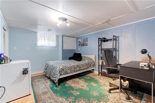 106 Merna Avenue, Hamilton, ON - Indoor Photo Showing Bedroom