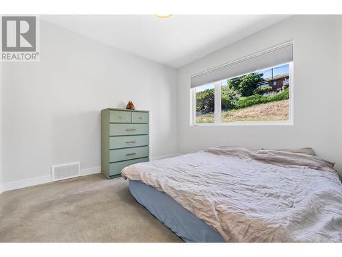 7333 Tronson Road Unit# 1, Vernon, BC - Indoor Photo Showing Bedroom