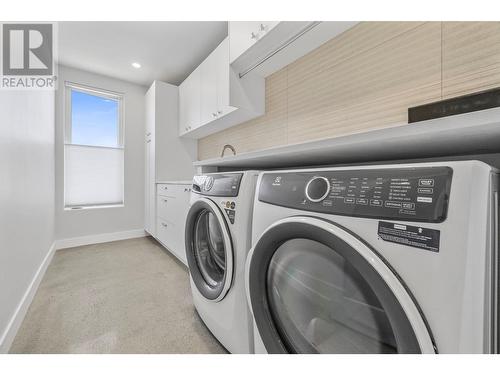 7333 Tronson Road Unit# 1, Vernon, BC - Indoor Photo Showing Laundry Room