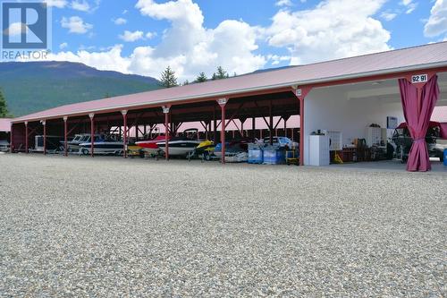 621 & 709 Riverside Avenue, Sicamous, BC 