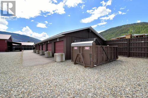 621 & 709 Riverside Avenue, Sicamous, BC 