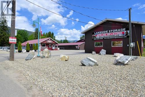 621 & 709 Riverside Avenue, Sicamous, BC 