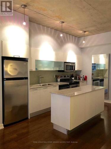 307 - 10 Morrison Street, Toronto, ON - Indoor Photo Showing Kitchen With Double Sink