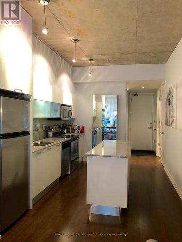 307 - 10 Morrison Street, Toronto, ON - Indoor Photo Showing Kitchen