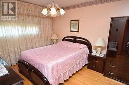 25 Lenthall Avenue, Toronto, ON - Indoor Photo Showing Bedroom
