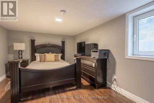 257 Arden Drive, Oshawa, ON - Indoor Photo Showing Bedroom