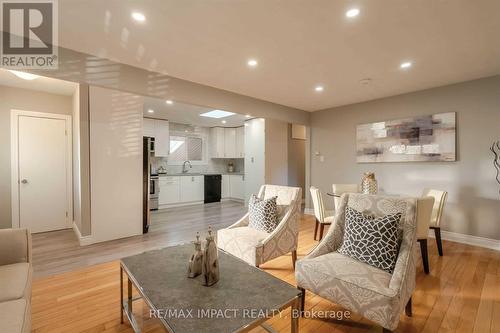 257 Arden Drive, Oshawa, ON - Indoor Photo Showing Living Room