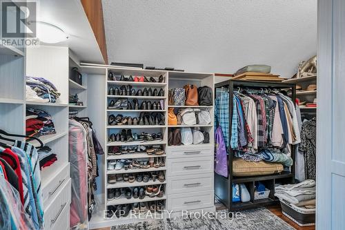 180 Brophy'S Lane, Blue Mountains, ON - Indoor With Storage